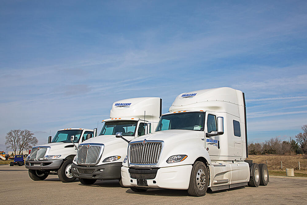 mv_rh_lt_group_shot_2_web-_small